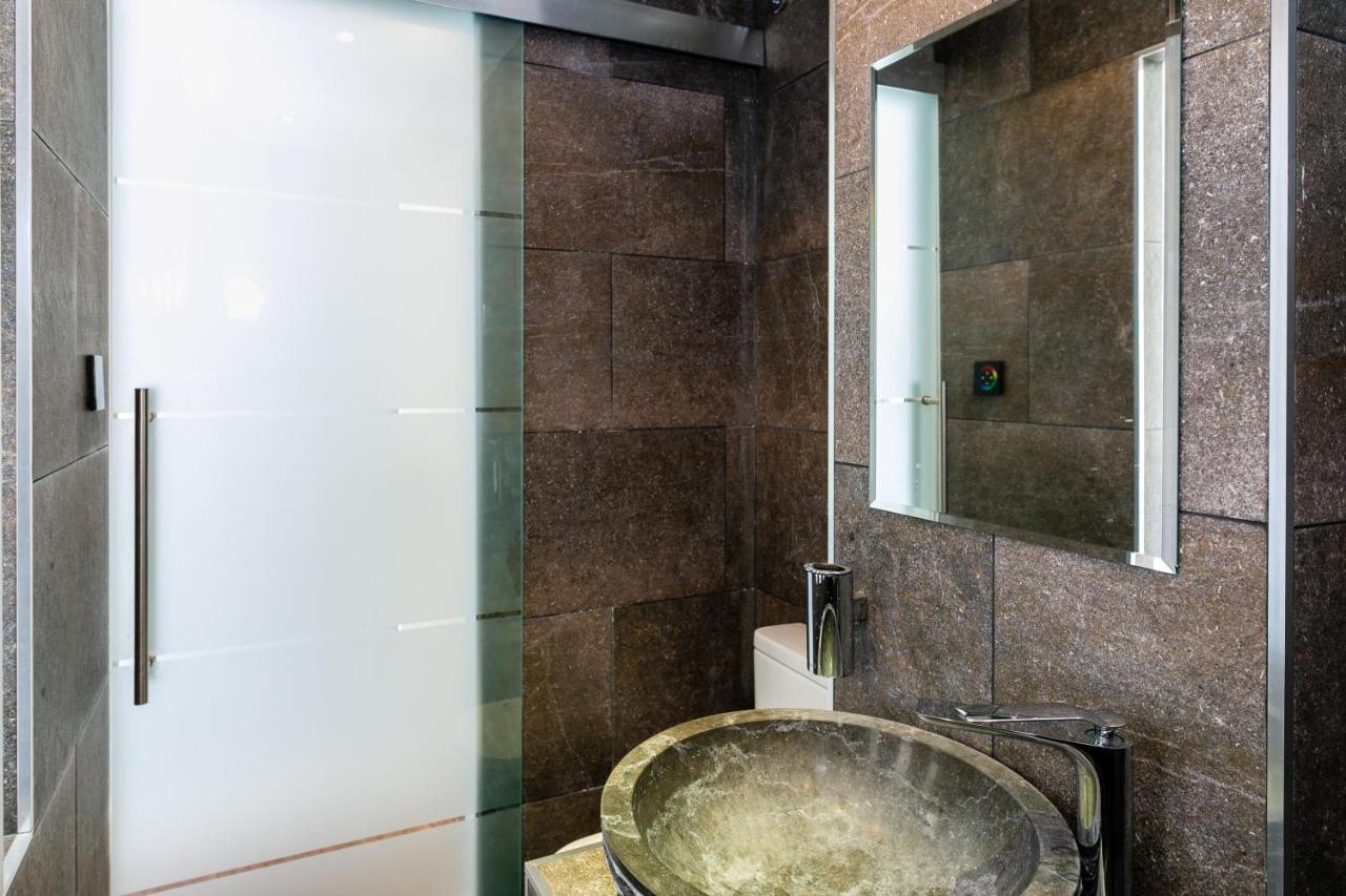 Weforyou 2 Bedrooms Penthouse At Malaga Center Extérieur photo